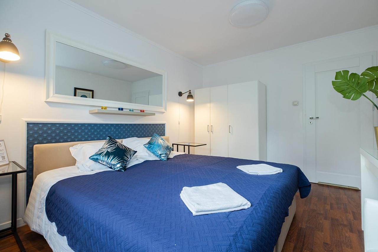 Unit Rooms Warszawa By Metro Rondo Onz Short Rent Idealne Pokoje Na Nocleg W Warszawie Экстерьер фото