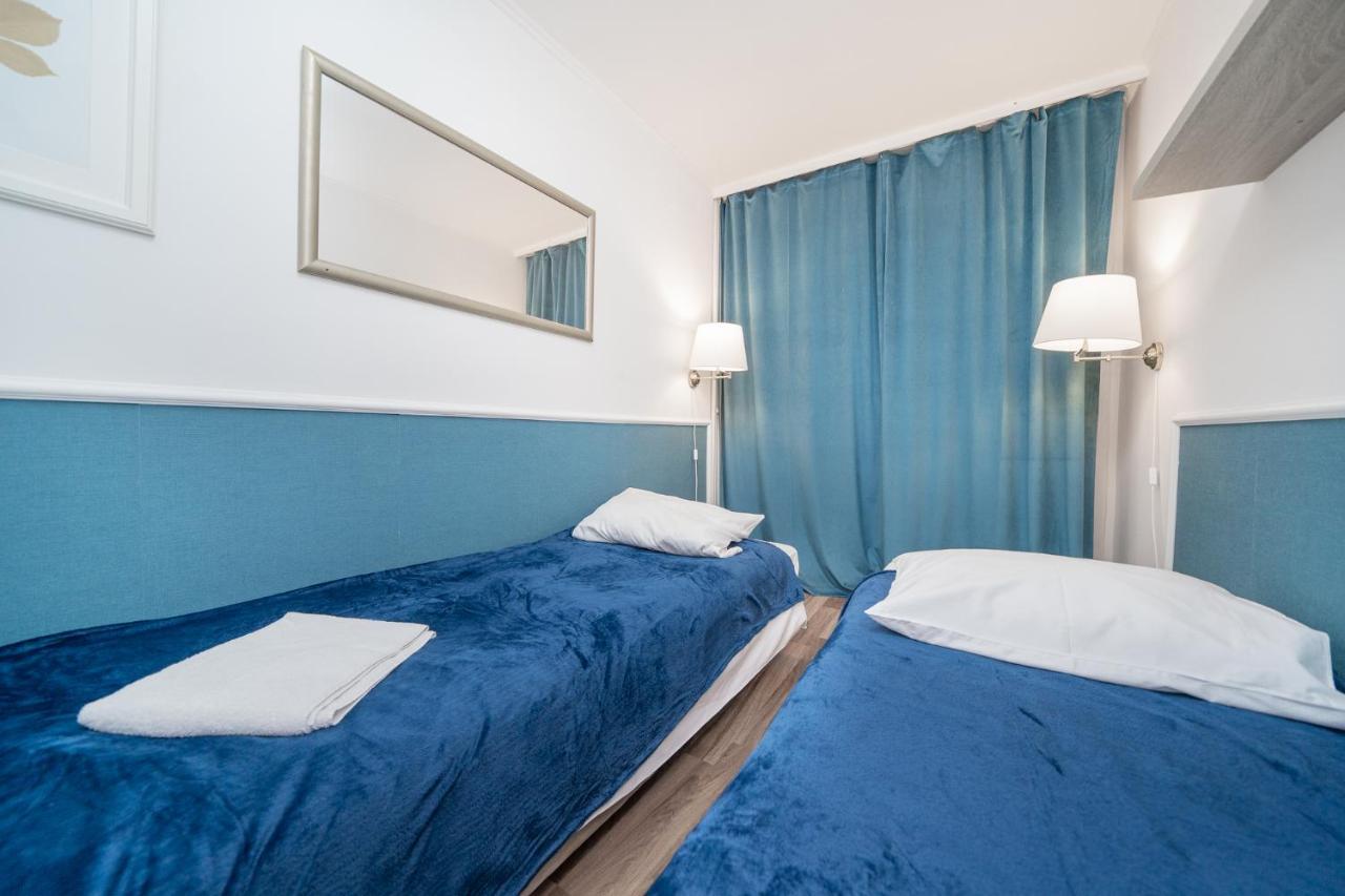 Unit Rooms Warszawa By Metro Rondo Onz Short Rent Idealne Pokoje Na Nocleg W Warszawie Экстерьер фото