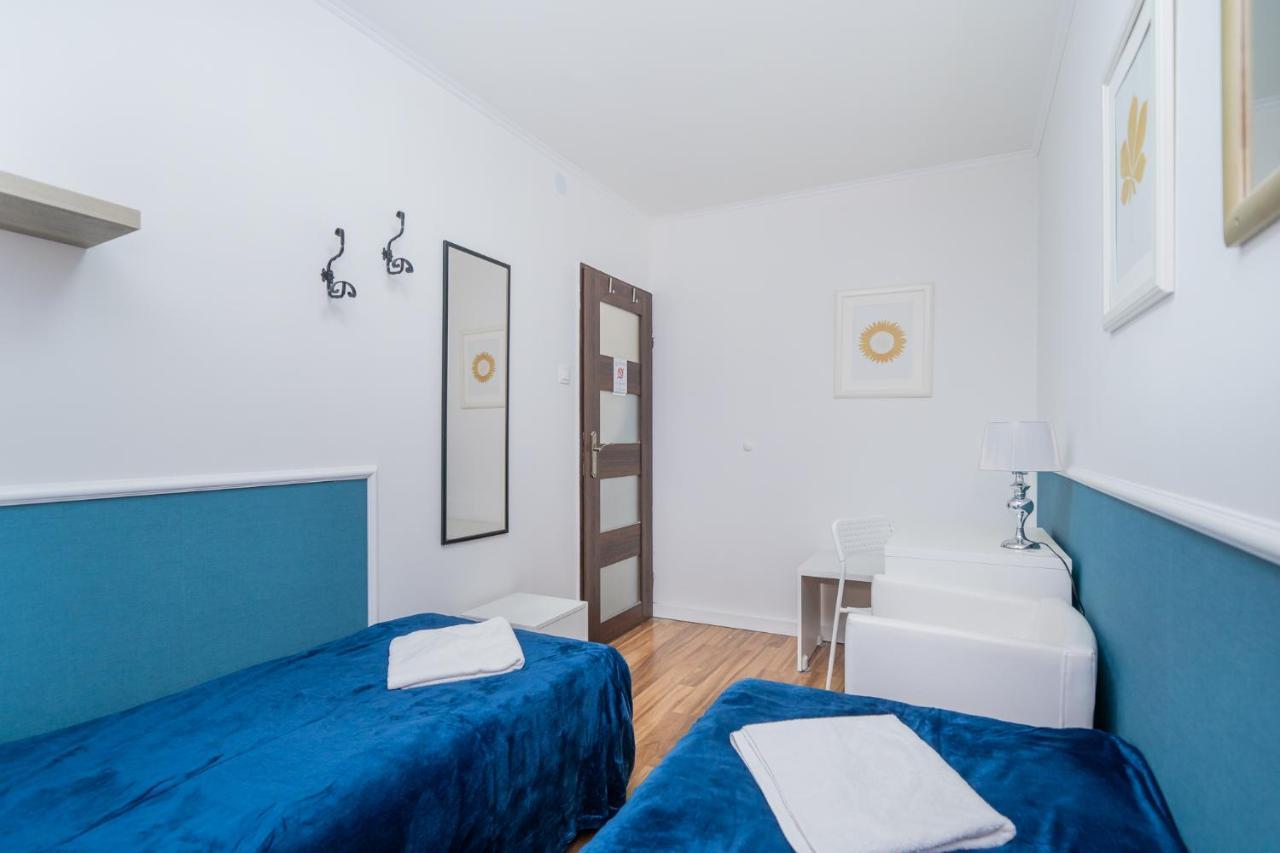 Unit Rooms Warszawa By Metro Rondo Onz Short Rent Idealne Pokoje Na Nocleg W Warszawie Экстерьер фото