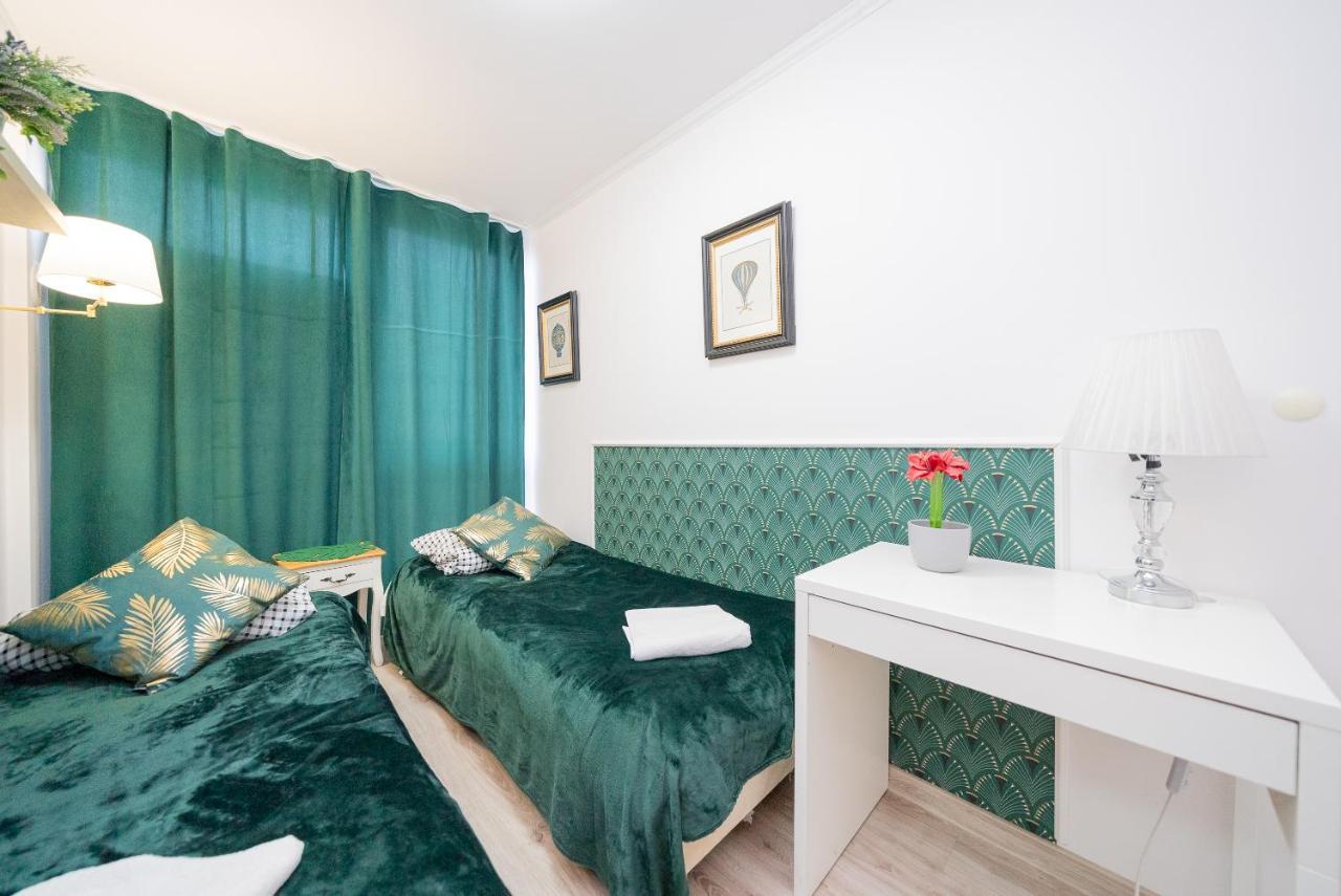Unit Rooms Warszawa By Metro Rondo Onz Short Rent Idealne Pokoje Na Nocleg W Warszawie Экстерьер фото