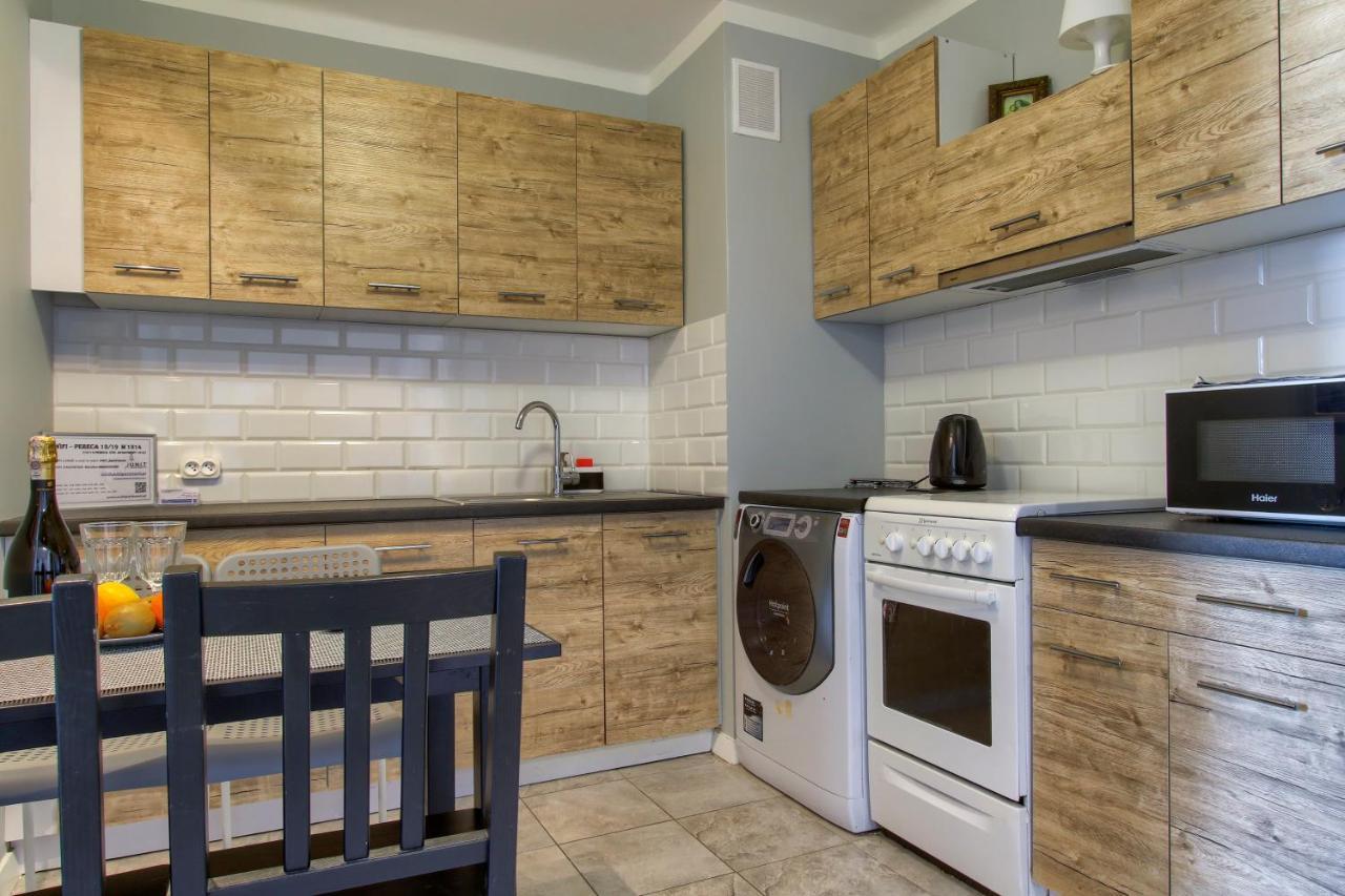 Unit Rooms Warszawa By Metro Rondo Onz Short Rent Idealne Pokoje Na Nocleg W Warszawie Экстерьер фото