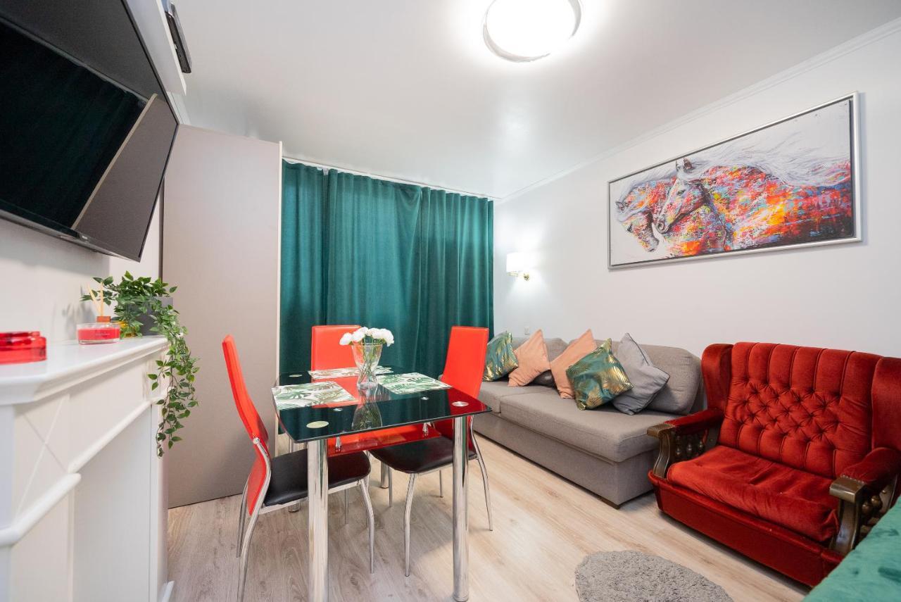 Unit Rooms Warszawa By Metro Rondo Onz Short Rent Idealne Pokoje Na Nocleg W Warszawie Экстерьер фото