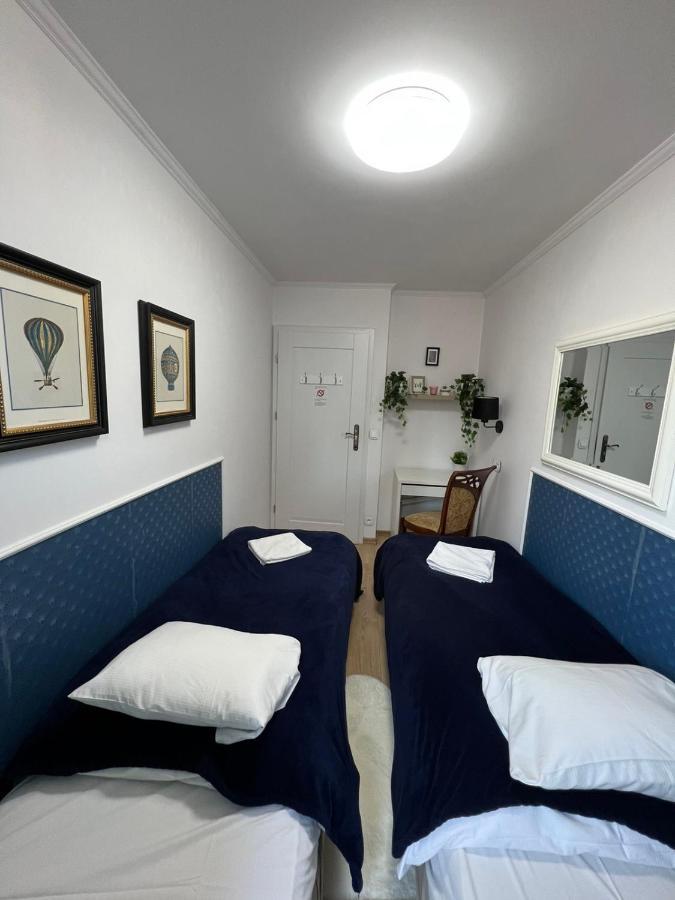 Unit Rooms Warszawa By Metro Rondo Onz Short Rent Idealne Pokoje Na Nocleg W Warszawie Экстерьер фото
