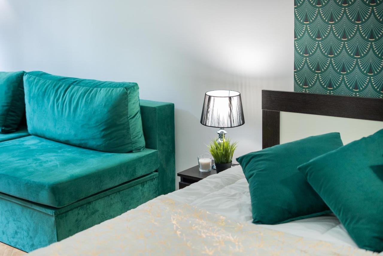 Unit Rooms Warszawa By Metro Rondo Onz Short Rent Idealne Pokoje Na Nocleg W Warszawie Экстерьер фото