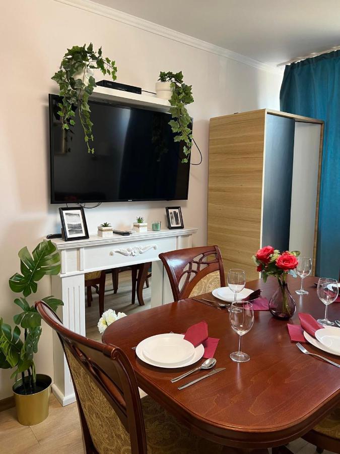 Unit Rooms Warszawa By Metro Rondo Onz Short Rent Idealne Pokoje Na Nocleg W Warszawie Экстерьер фото