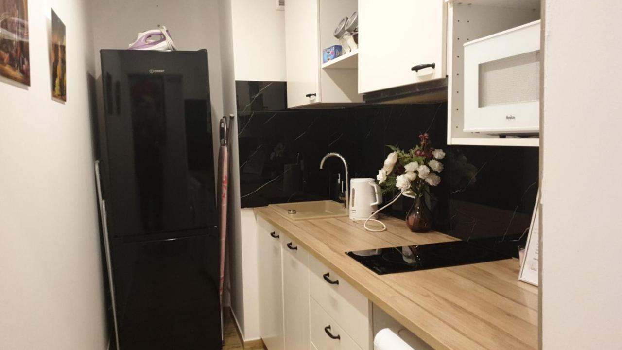 Unit Rooms Warszawa By Metro Rondo Onz Short Rent Idealne Pokoje Na Nocleg W Warszawie Экстерьер фото